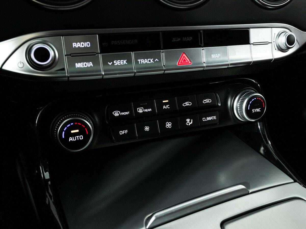 Kia Stinger с пробегом — 2018 год. Фото: #22