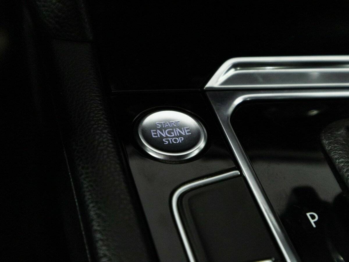 Volkswagen Passat с пробегом — 2017 год. Фото: #20