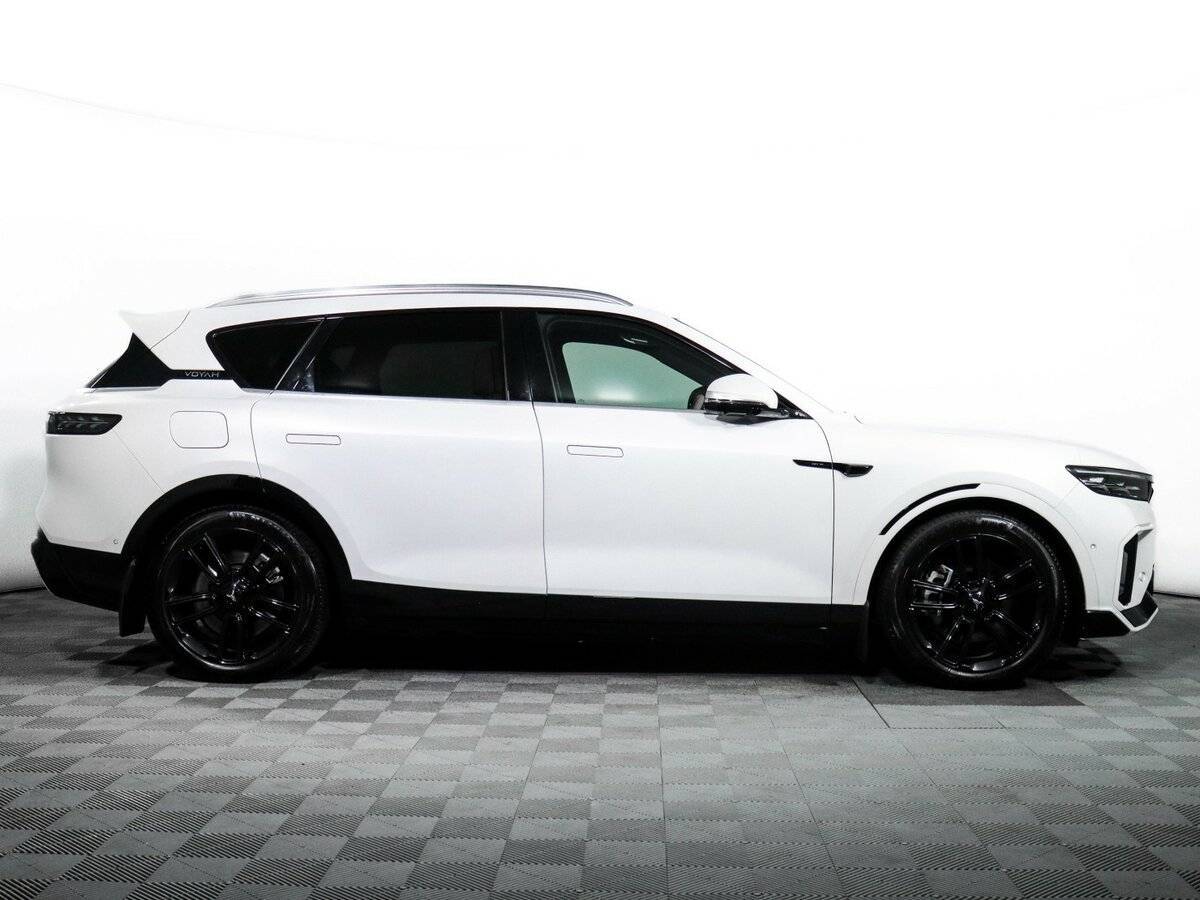 Voyah Free с пробегом — 2023 год. Фото: #3