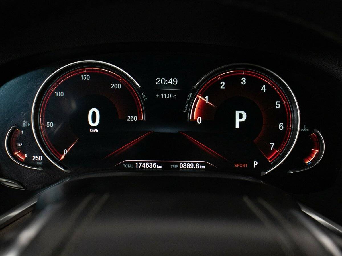 BMW 7 серии с пробегом — 2017 год. Фото: #12