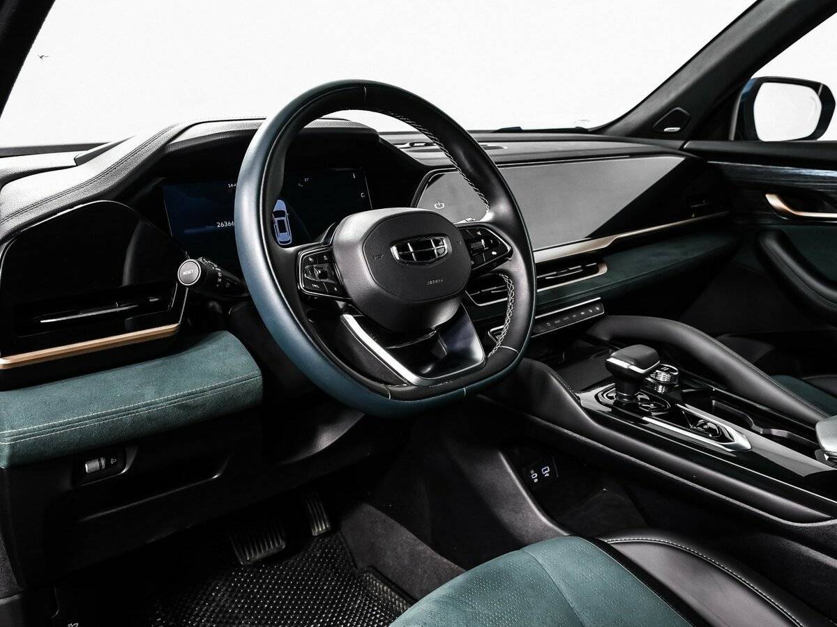 Geely Monjaro с пробегом — 2024 год. Фото: #12