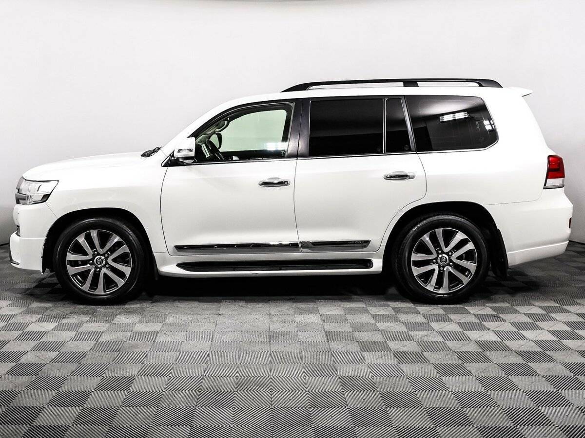 Toyota Land Cruiser с пробегом — 2016 год. Фото: #7