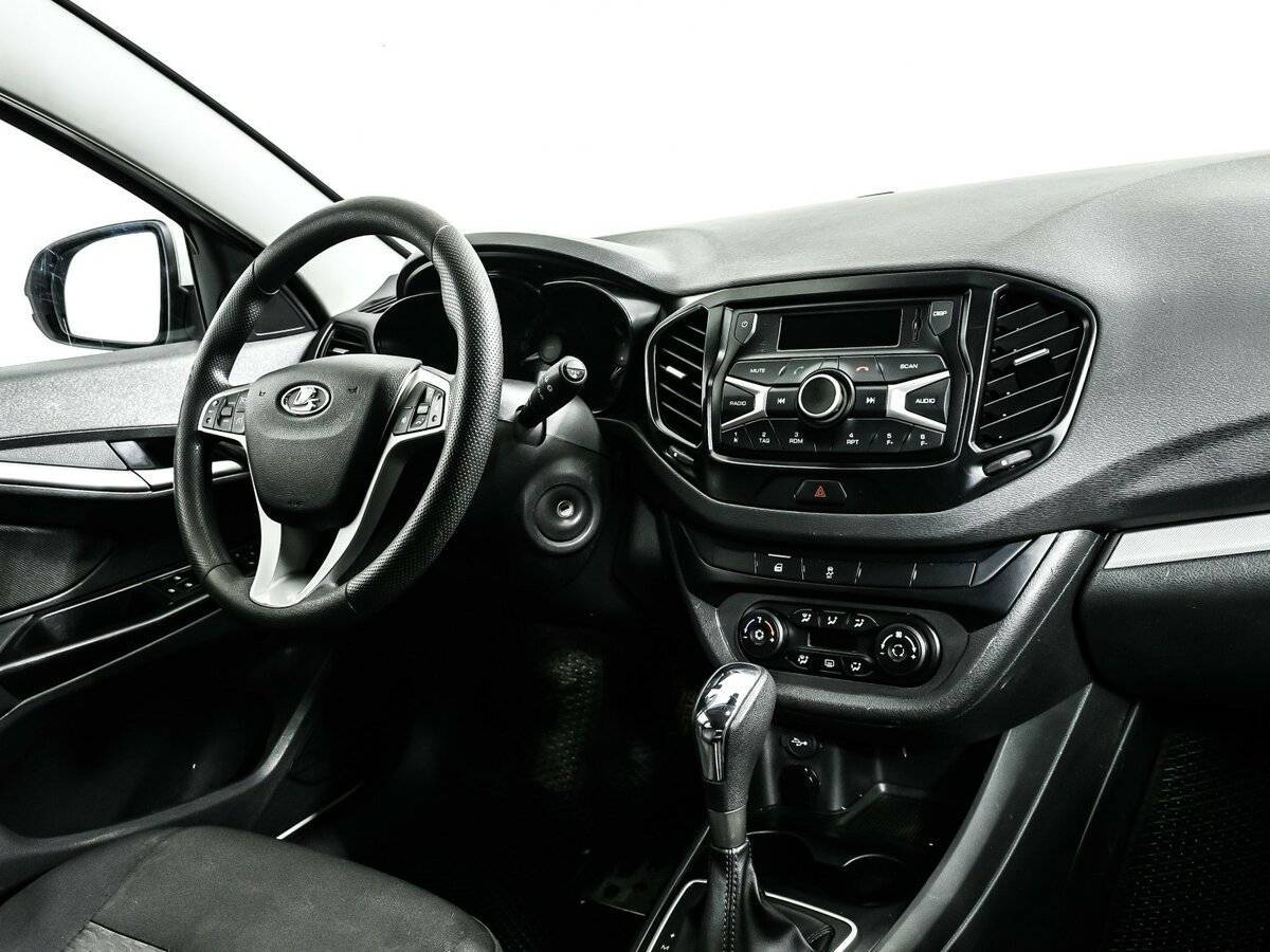 Lada (ВАЗ) Vesta с пробегом — 2020 год. Фото: #8