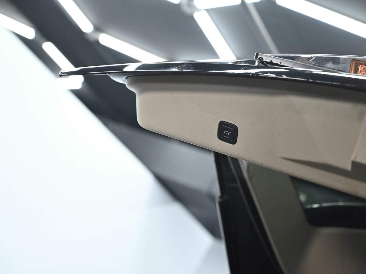 Cadillac SRX с пробегом — 2013 год. Фото: #15