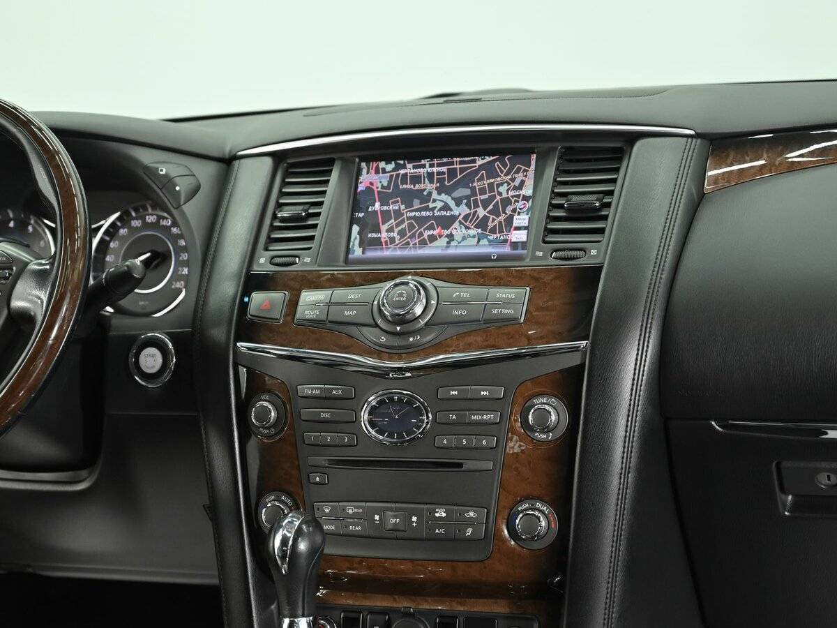 Infiniti QX80 с пробегом — 2013 год. Фото: #8