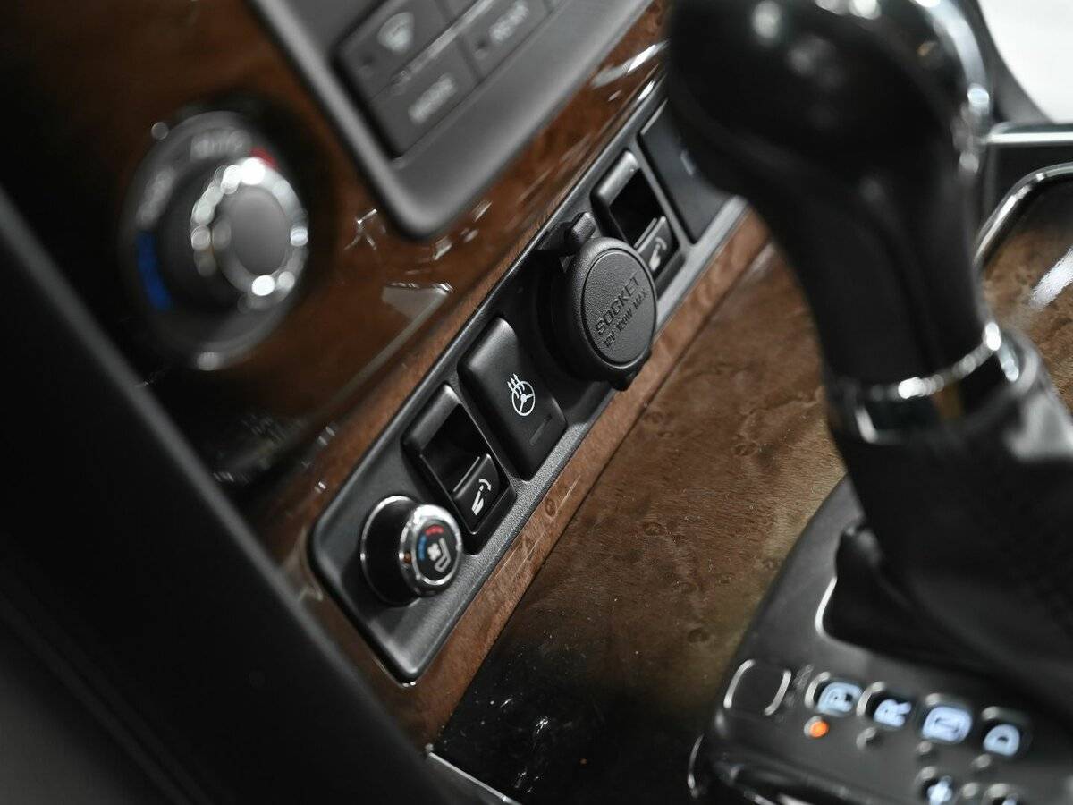 Infiniti QX80 с пробегом — 2013 год. Фото: #10