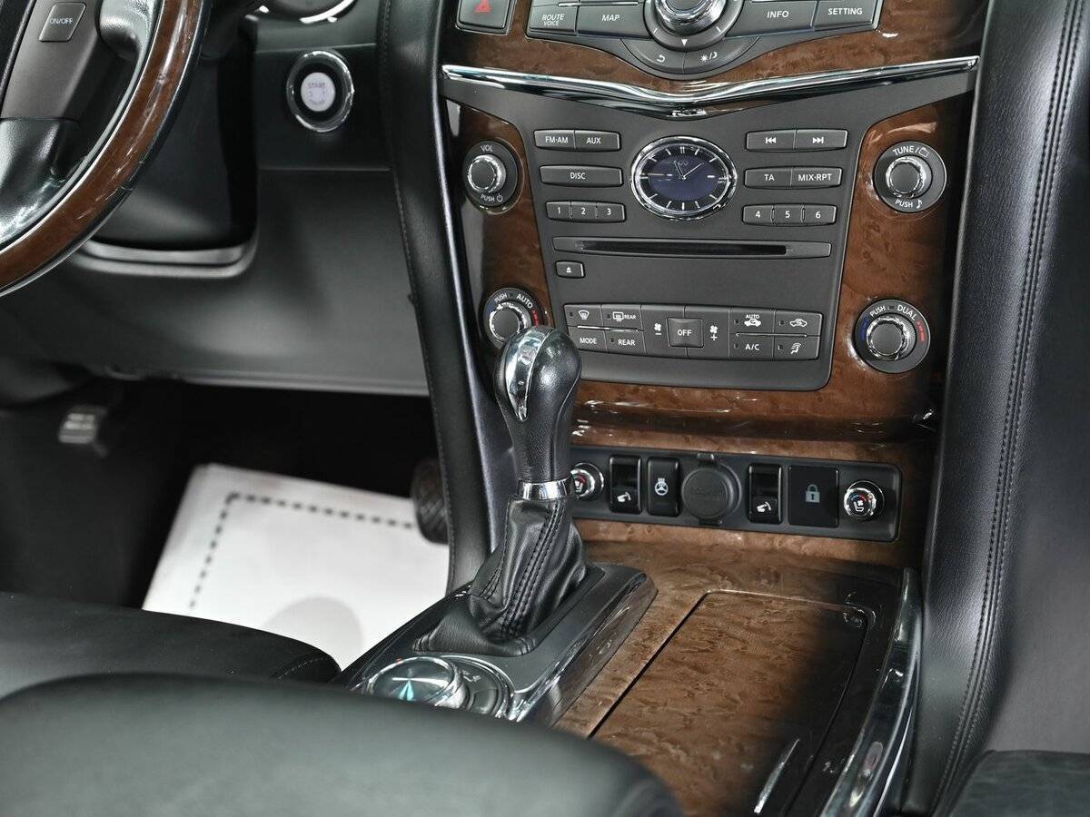 Infiniti QX80 с пробегом — 2013 год. Фото: #11