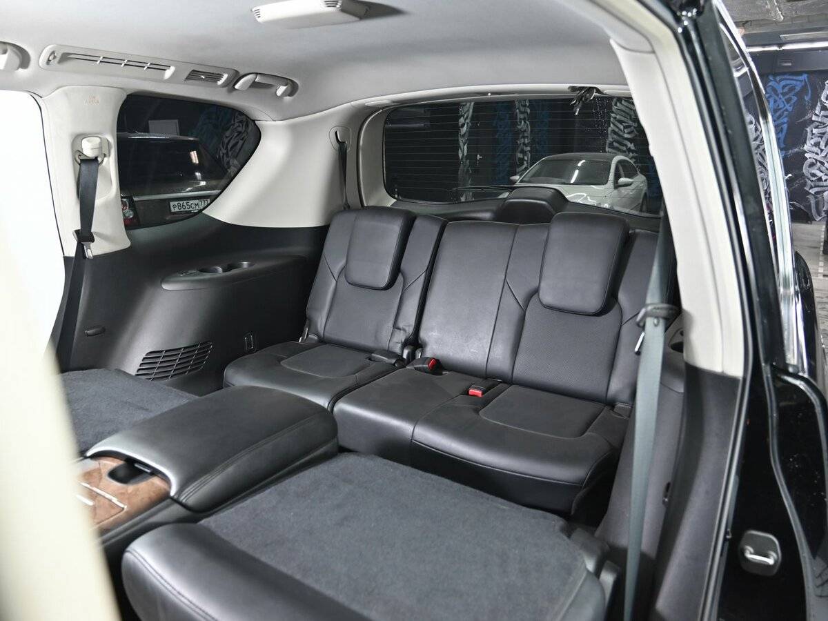 Infiniti QX80 с пробегом — 2013 год. Фото: #20