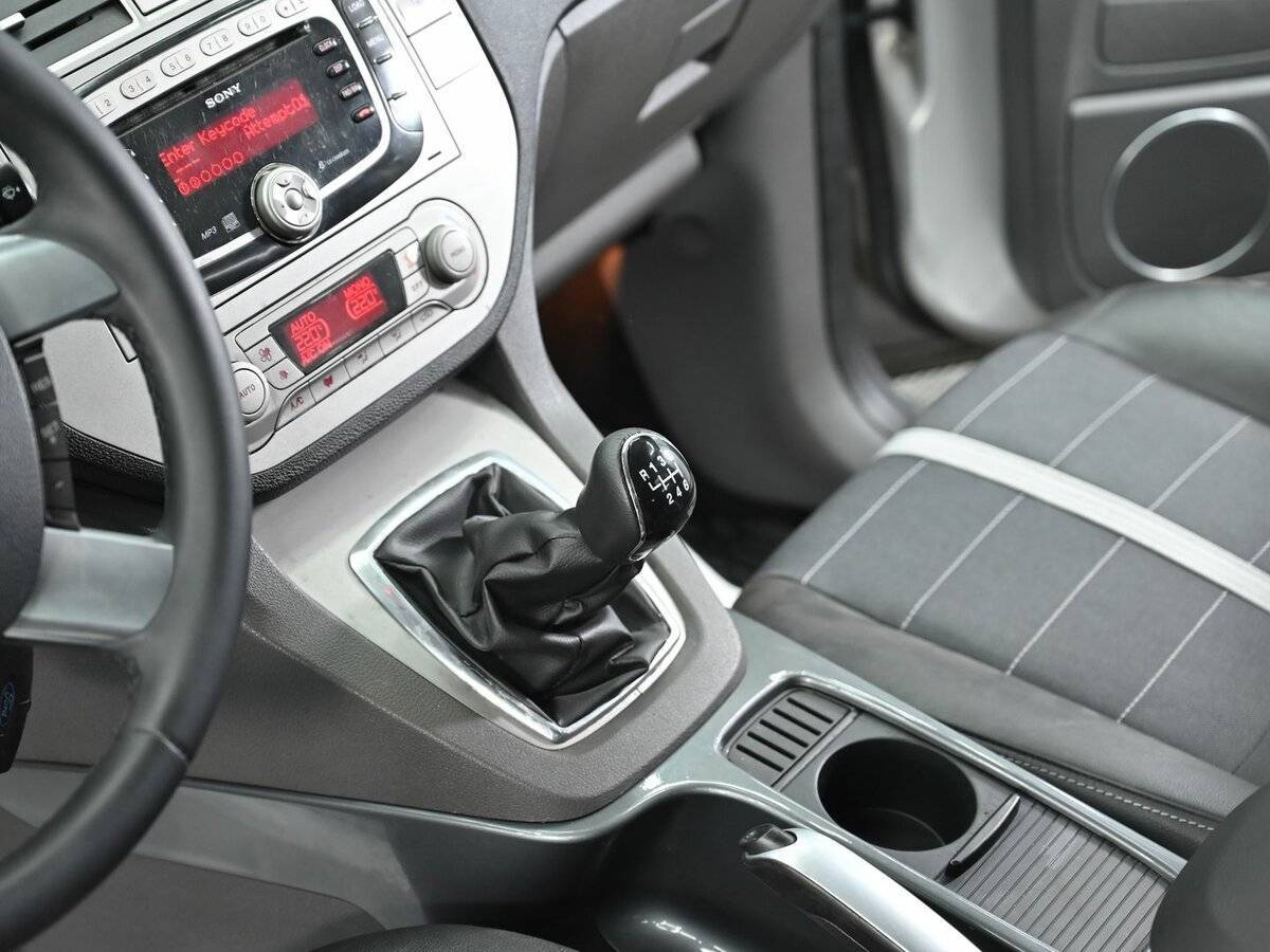 Ford Kuga с пробегом — 2008 год. Фото: #8