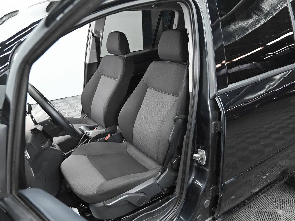 Opel Zafira с пробегом — 2006 год. Фото: #5