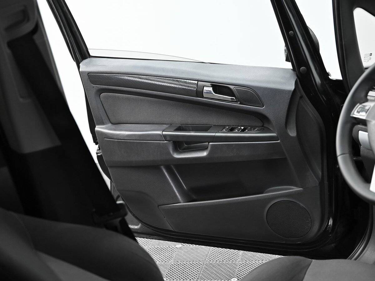 Opel Zafira с пробегом — 2006 год. Фото: #6