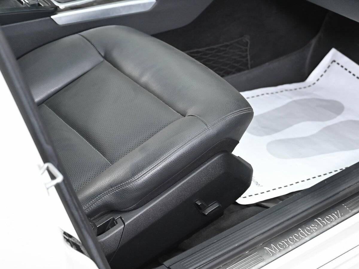 Mercedes-Benz E-Класс с пробегом — 2010 год. Фото: #10