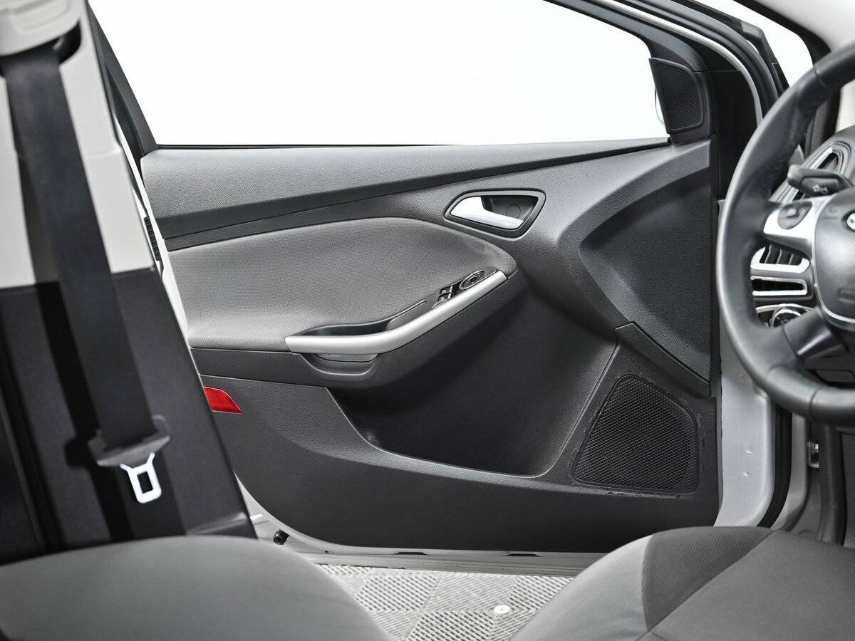 Ford Focus с пробегом — 2011 год. Фото: #5