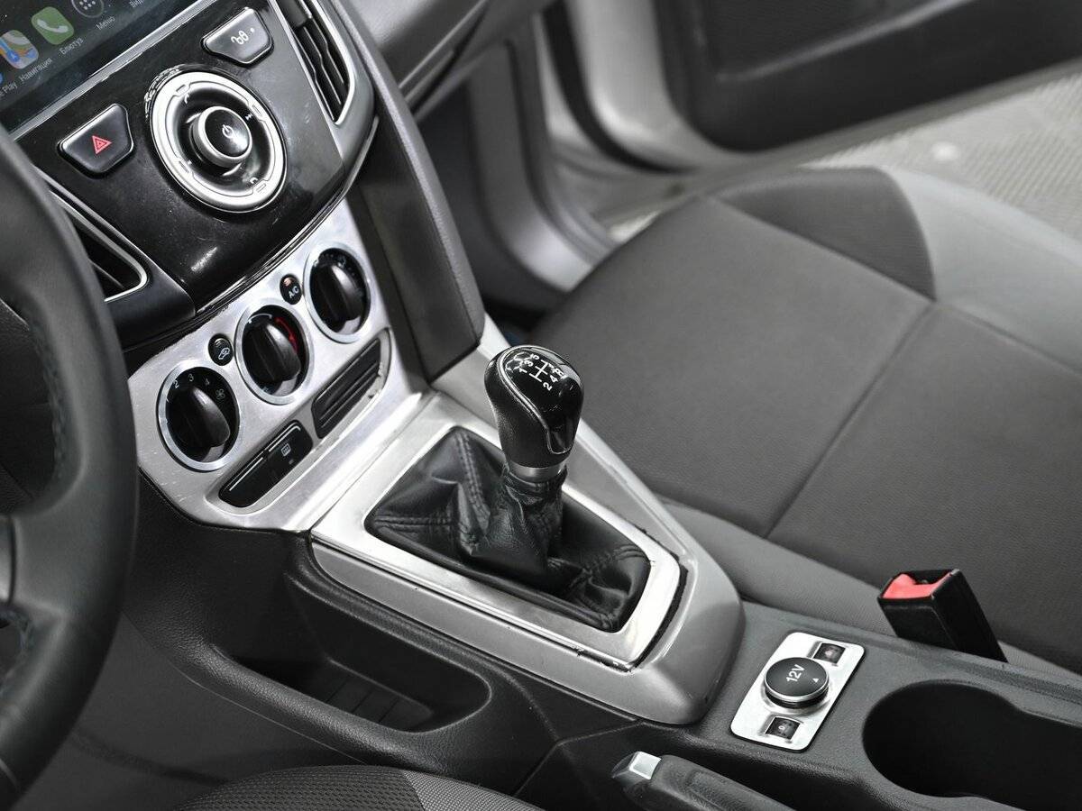 Ford Focus с пробегом — 2011 год. Фото: #9