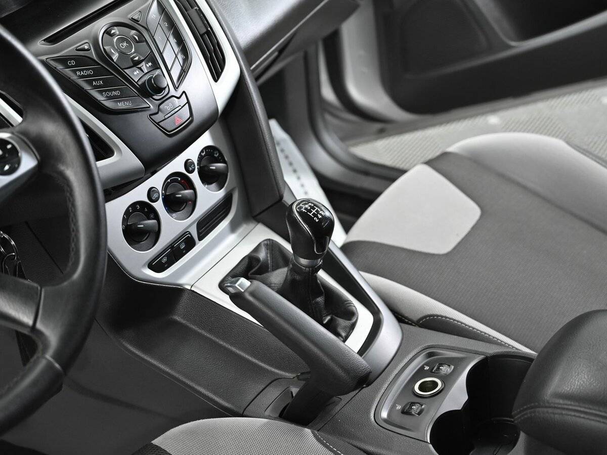Ford Focus с пробегом — 2014 год. Фото: #11