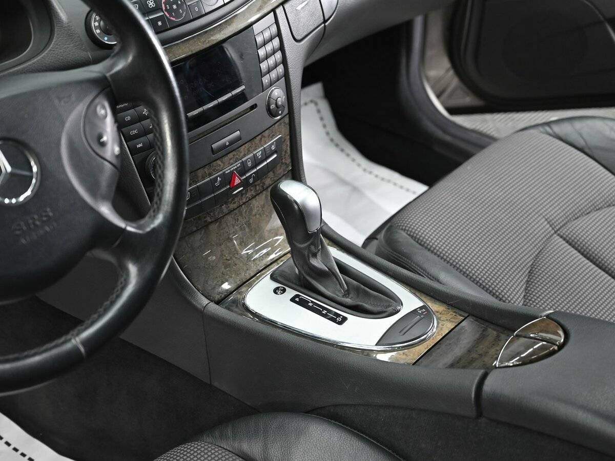 Mercedes-Benz E-Класс с пробегом — 2004 год. Фото: #11