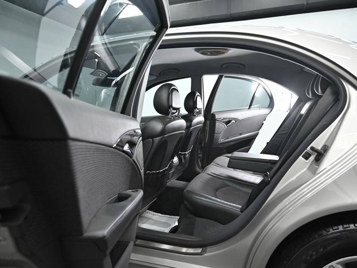 Mercedes-Benz E-Класс с пробегом — 2004 год. Фото: #15