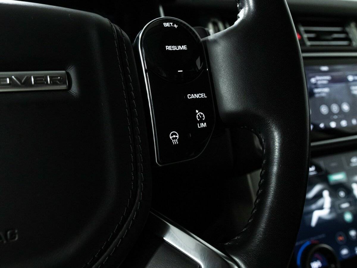 Land Rover Range Rover с пробегом — 2018 год. Фото: #20