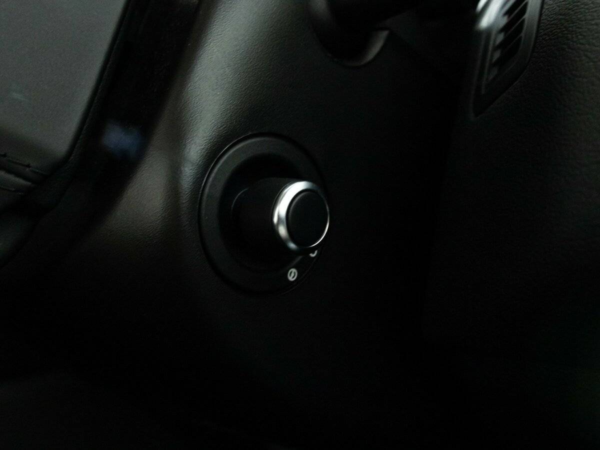 Land Rover Range Rover с пробегом — 2018 год. Фото: #21