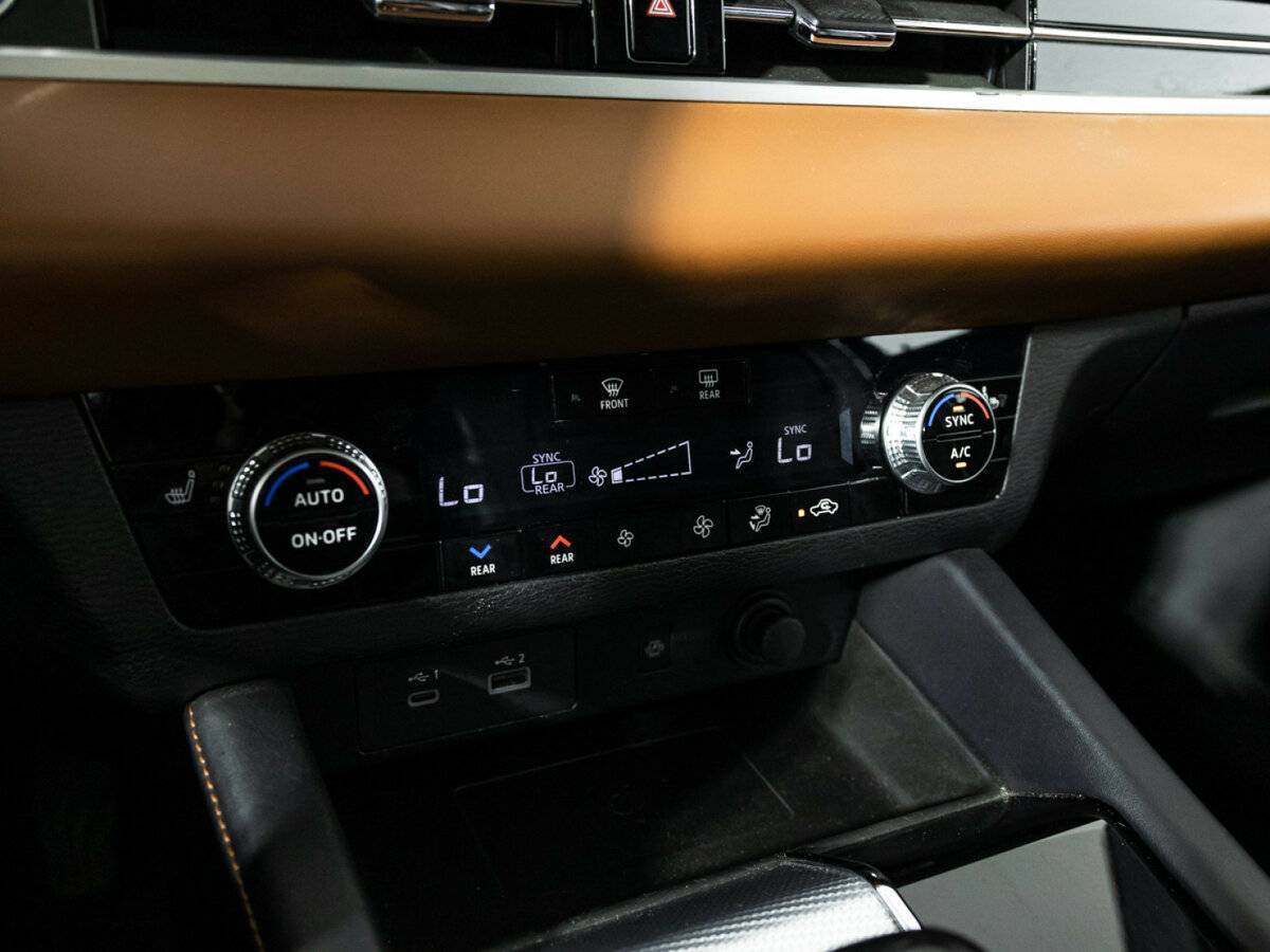 Mitsubishi Outlander с пробегом — 2023 год. Фото: #21