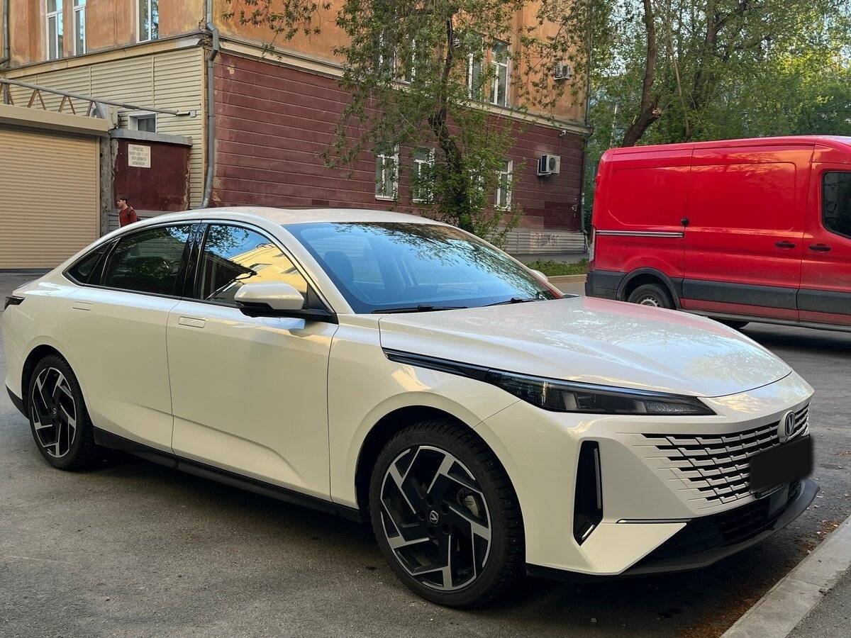 Changan Lamore с пробегом — 2023 год. Фото: #7