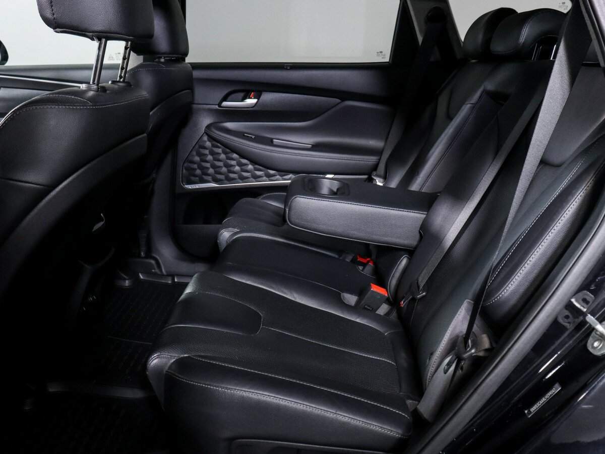 Hyundai Santa Fe с пробегом — 2020 год. Фото: #4