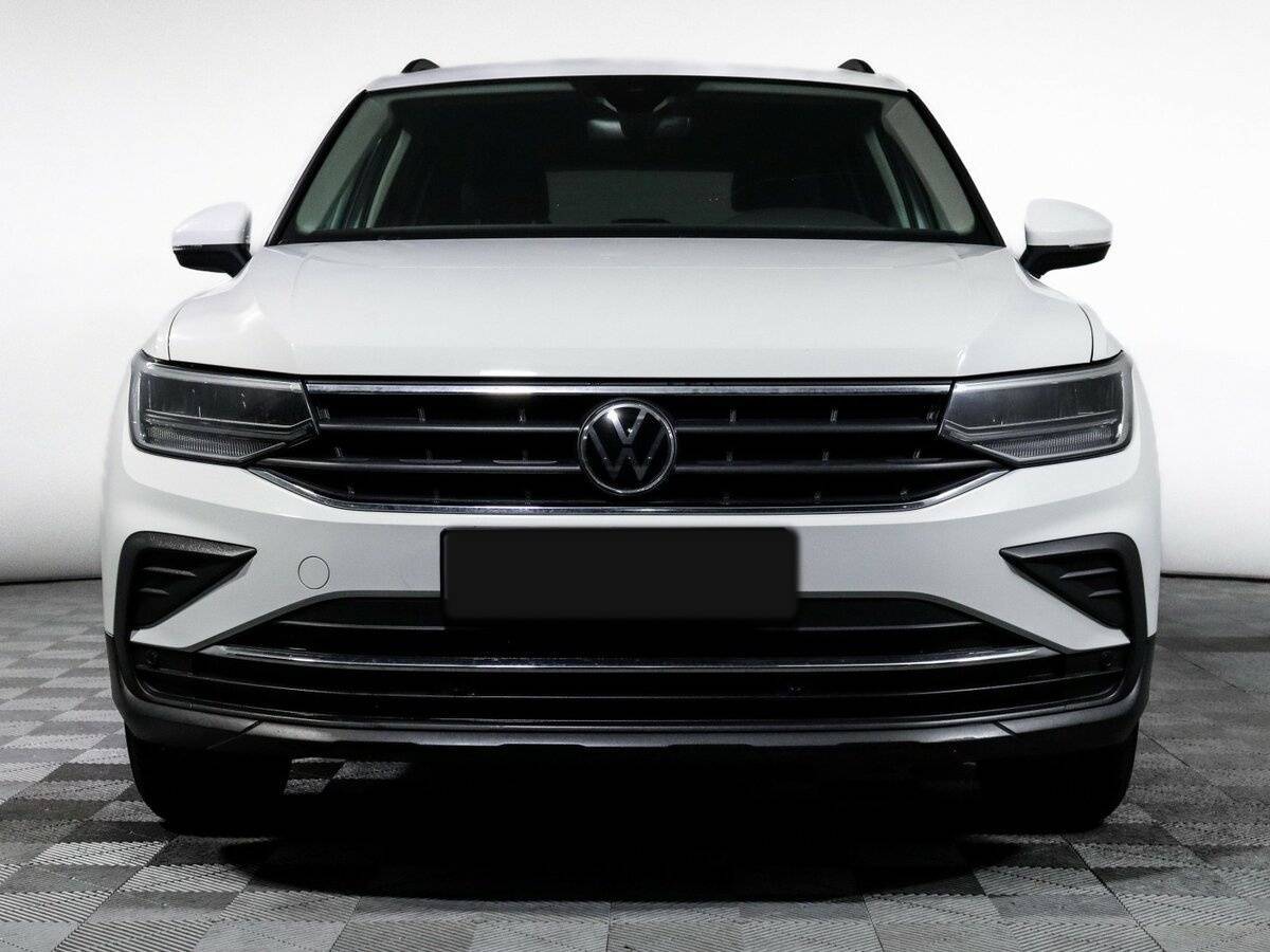 Volkswagen Tiguan с пробегом — 2021 год. Фото: #1