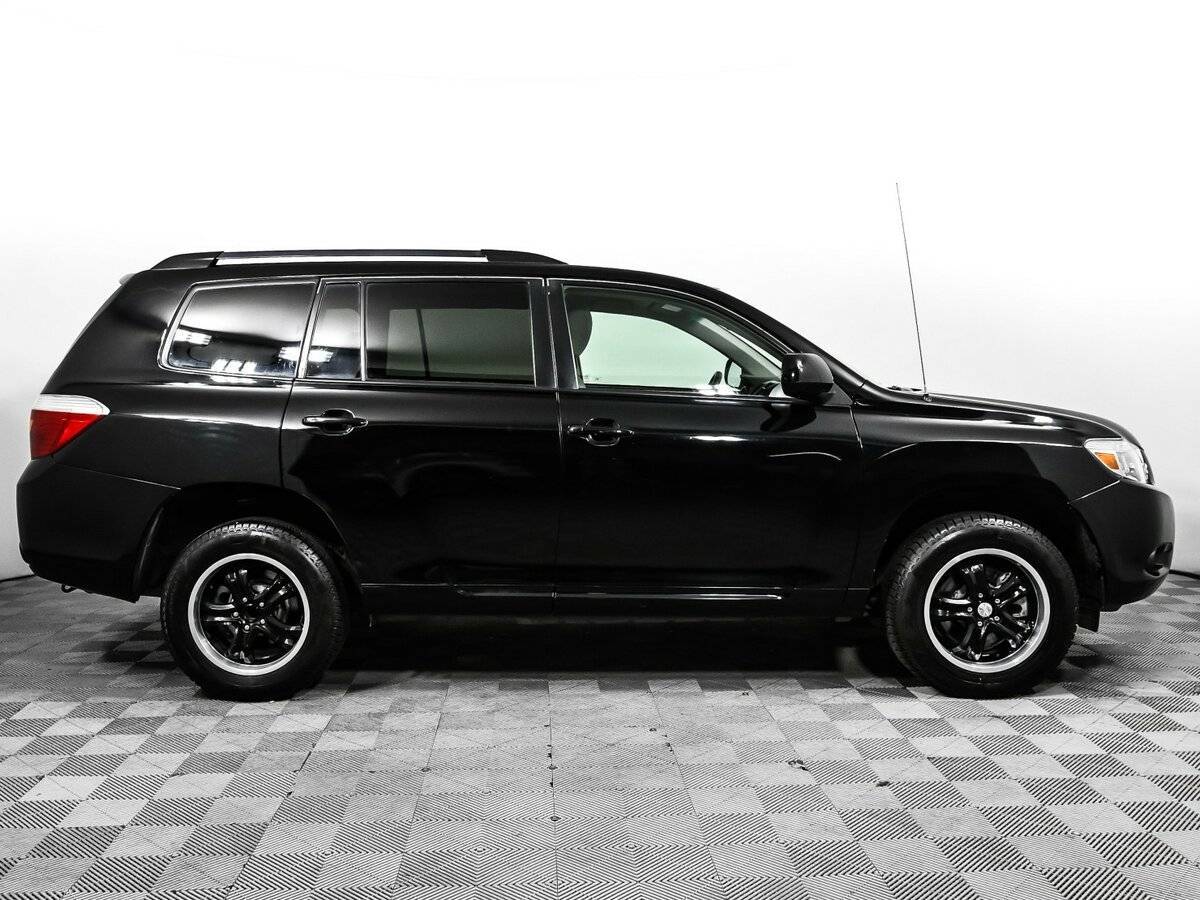 Toyota Highlander с пробегом — 2010 год. Фото: #3