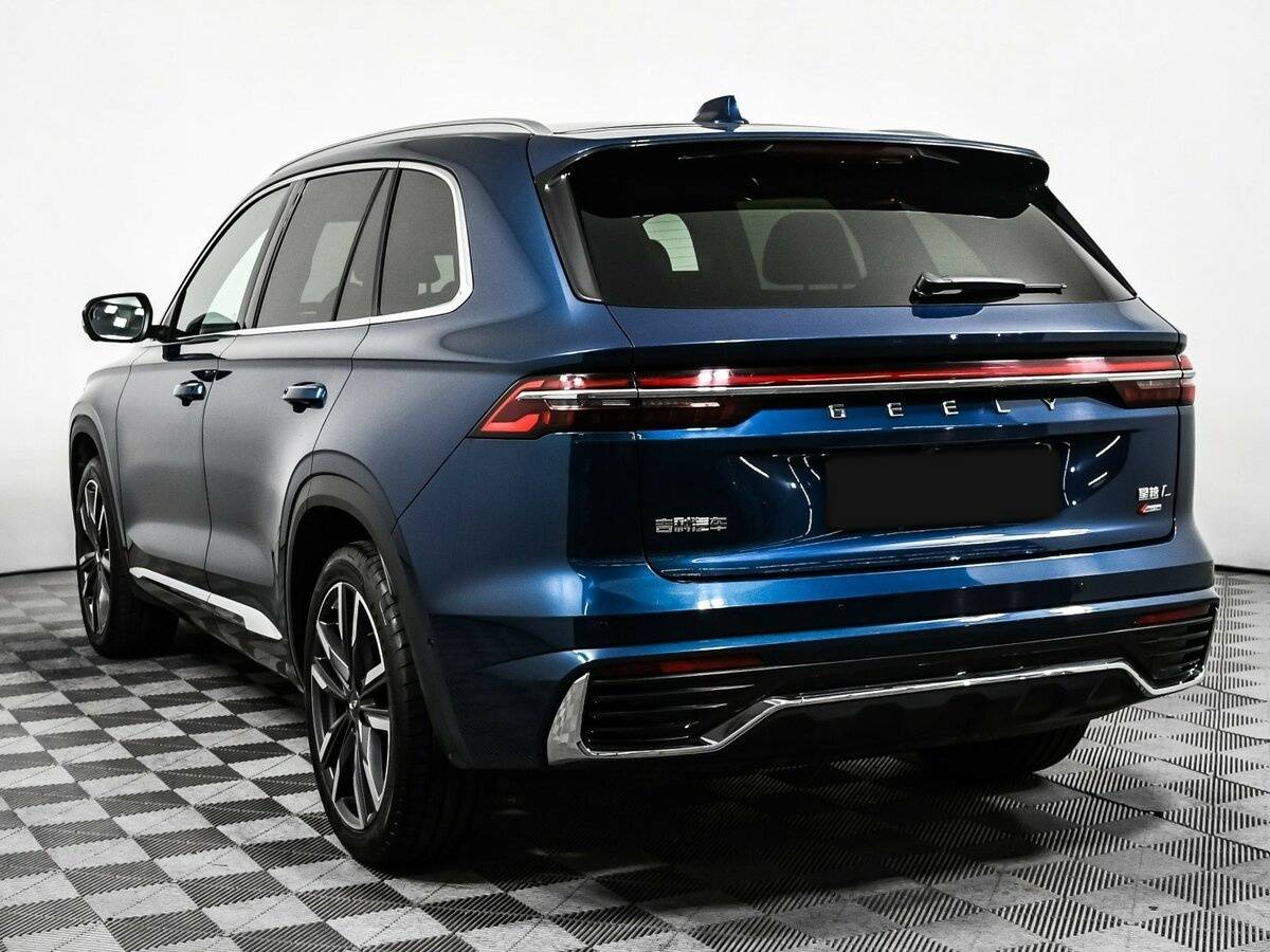 Geely Monjaro с пробегом — 2024 год. Фото: #6