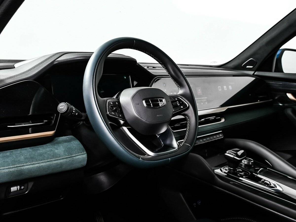 Geely Monjaro с пробегом — 2024 год. Фото: #11