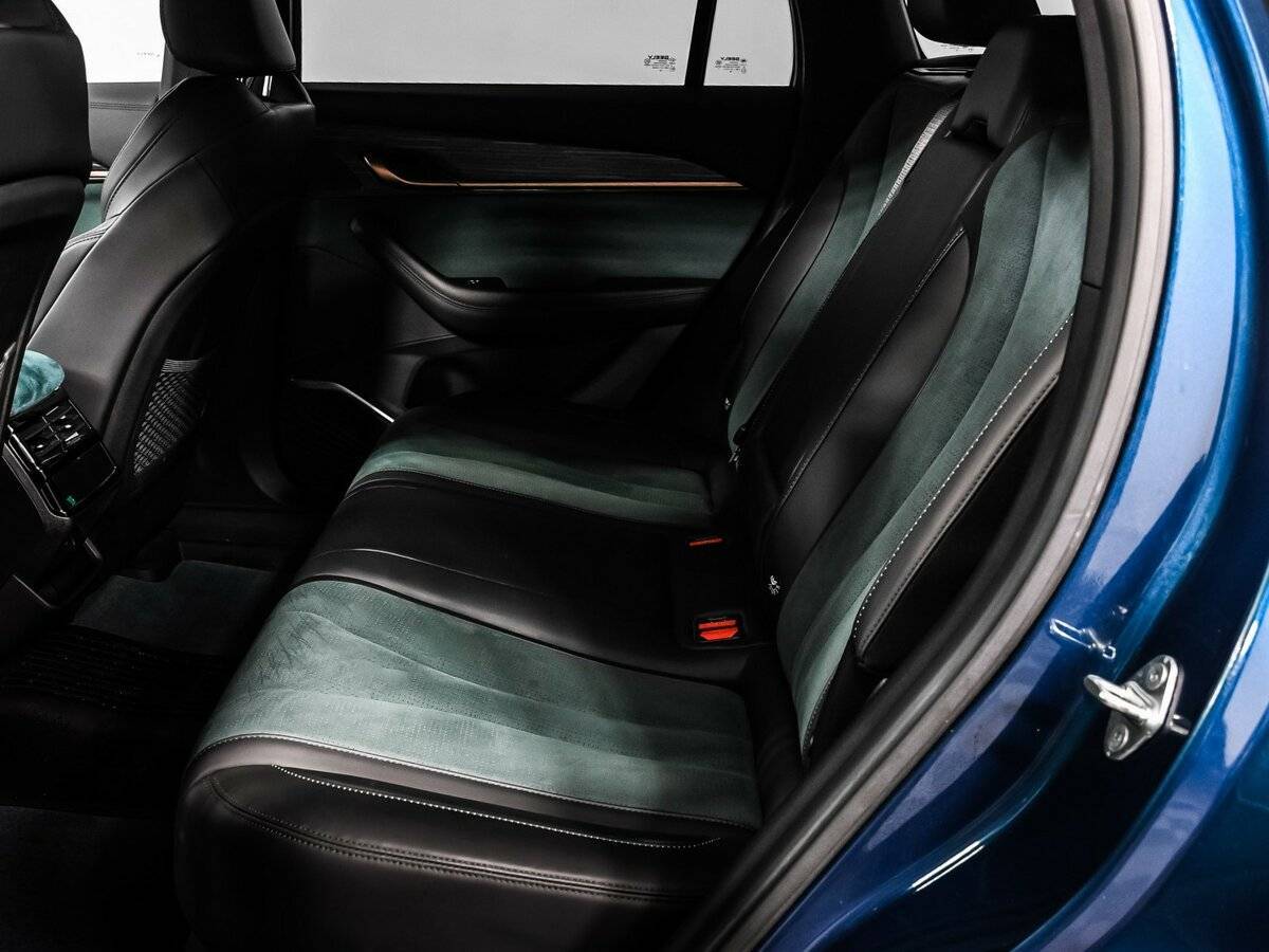 Geely Monjaro с пробегом — 2024 год. Фото: #12