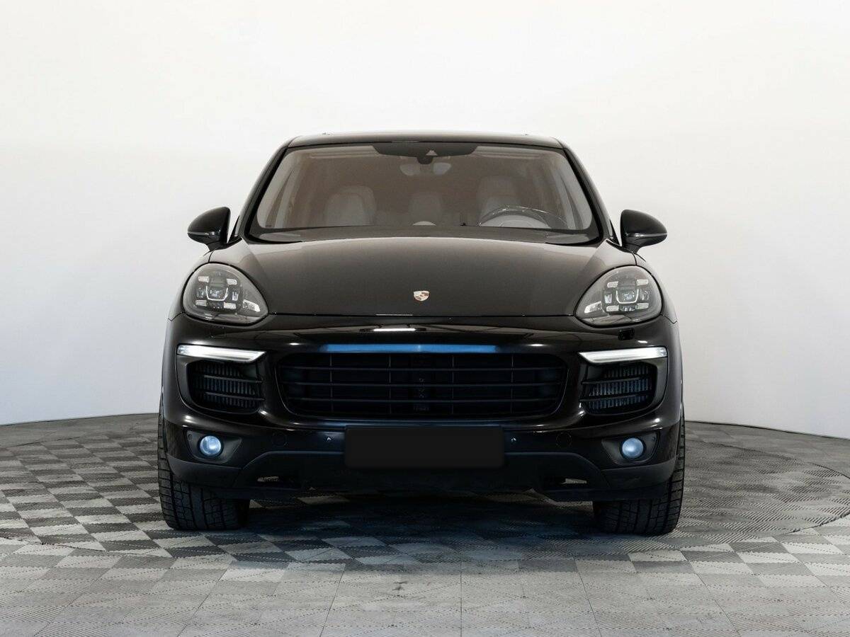 Porsche Cayenne с пробегом — 2016 год. Фото: #1