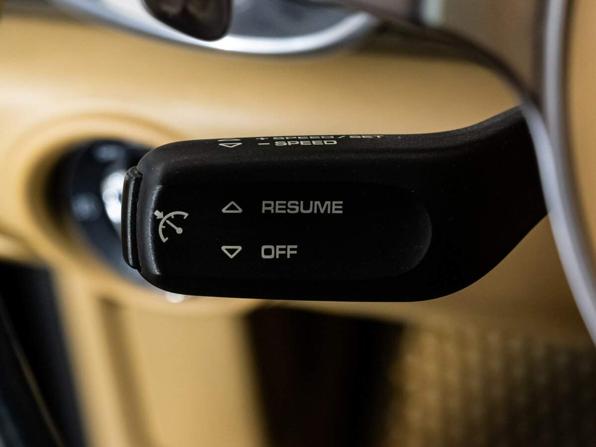 Porsche Cayenne с пробегом — 2016 год. Фото: #18