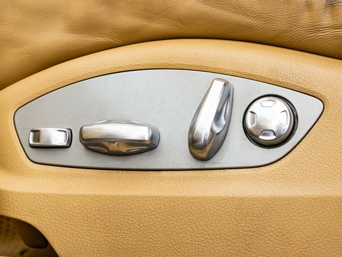 Porsche Cayenne с пробегом — 2016 год. Фото: #19