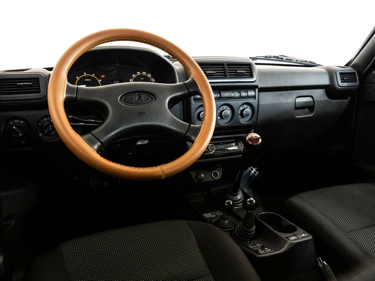 Lada (ВАЗ) Niva Legend с пробегом — 2024 год. Фото: #10