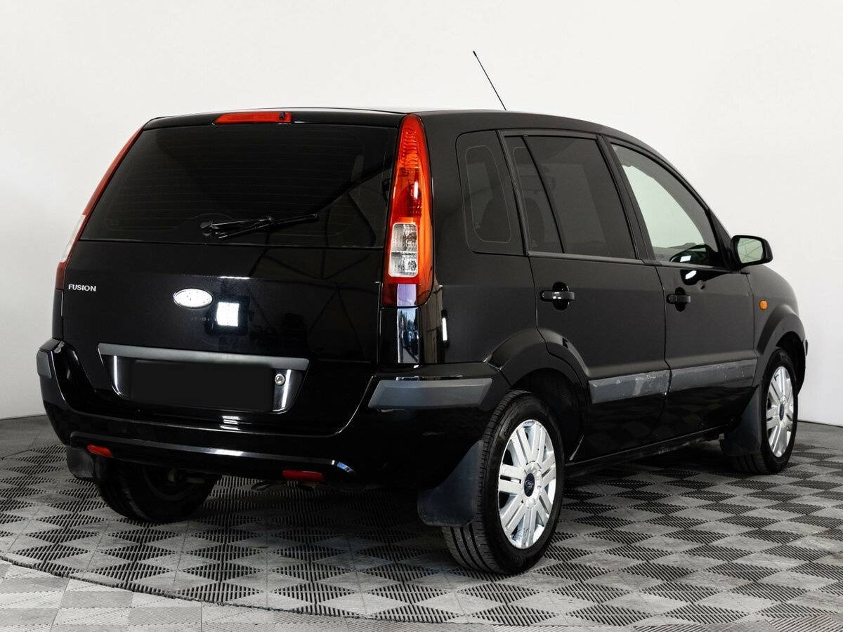 Ford Fusion с пробегом — 2008 год. Фото: #3