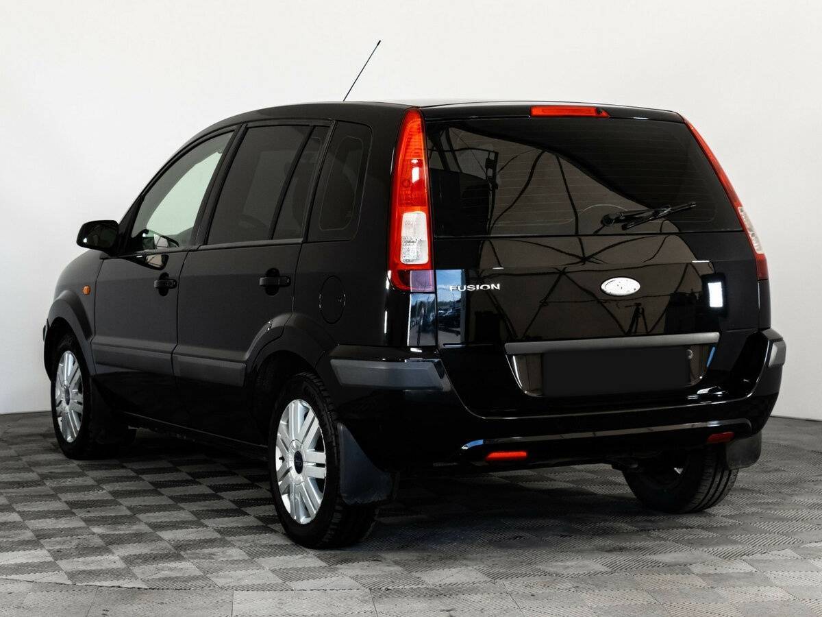Ford Fusion с пробегом — 2008 год. Фото: #5