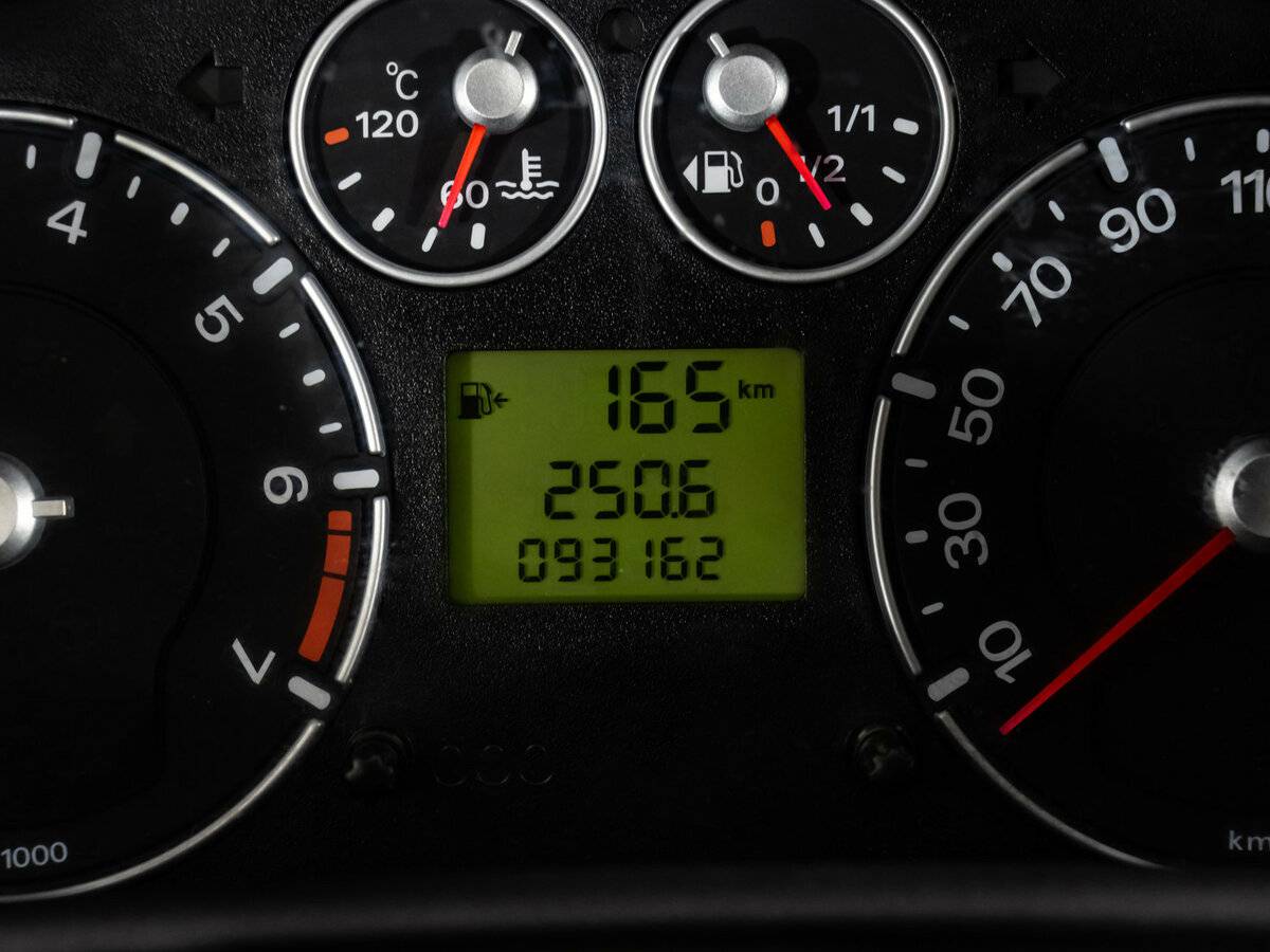 Ford Fusion с пробегом — 2008 год. Фото: #11