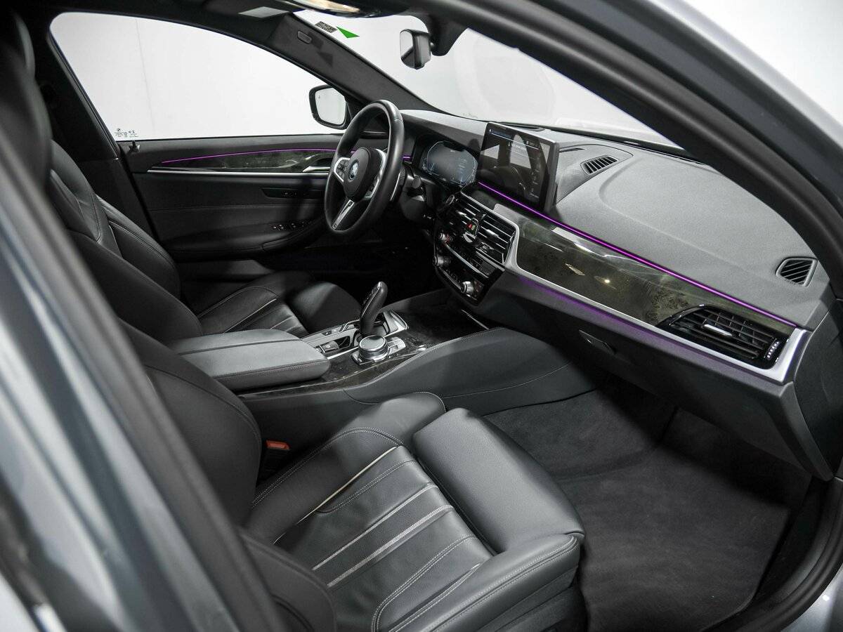 BMW 5 серии с пробегом — 2022 год. Фото: #20