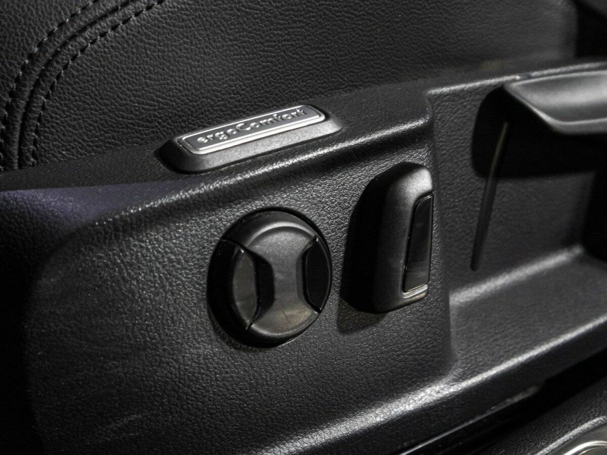 Volkswagen Passat с пробегом — 2017 год. Фото: #16