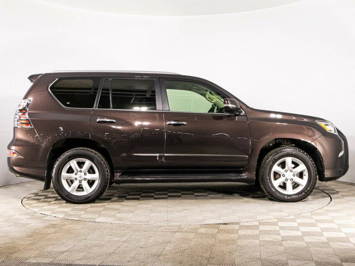 Lexus GX с пробегом — 2014 год. Фото: #3