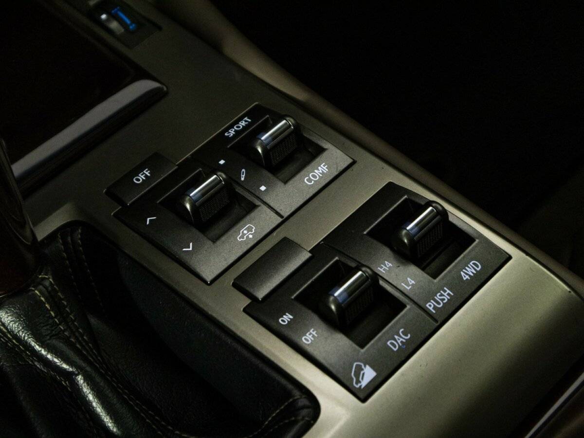 Lexus GX с пробегом — 2014 год. Фото: #18