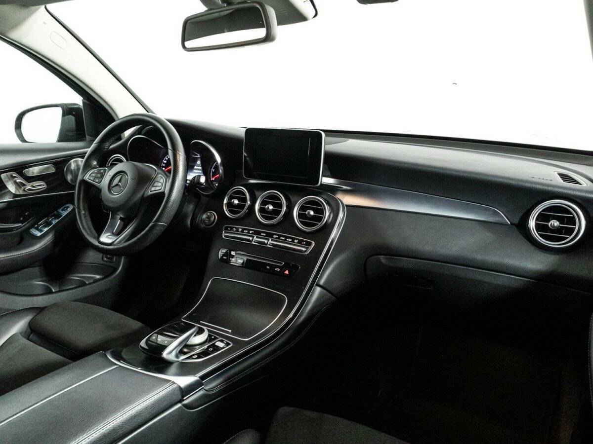 Mercedes-Benz GLC Coupe с пробегом — 2018 год. Фото: #8