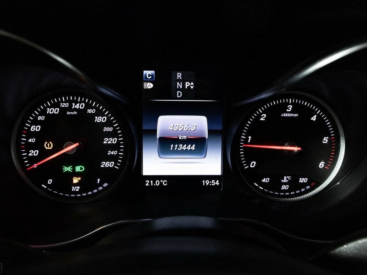 Mercedes-Benz GLC Coupe с пробегом — 2018 год. Фото: #11