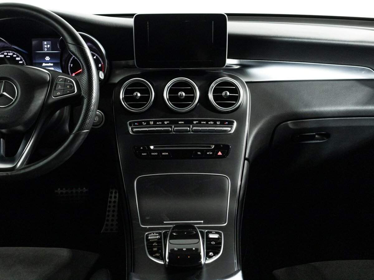 Mercedes-Benz GLC Coupe с пробегом — 2018 год. Фото: #13