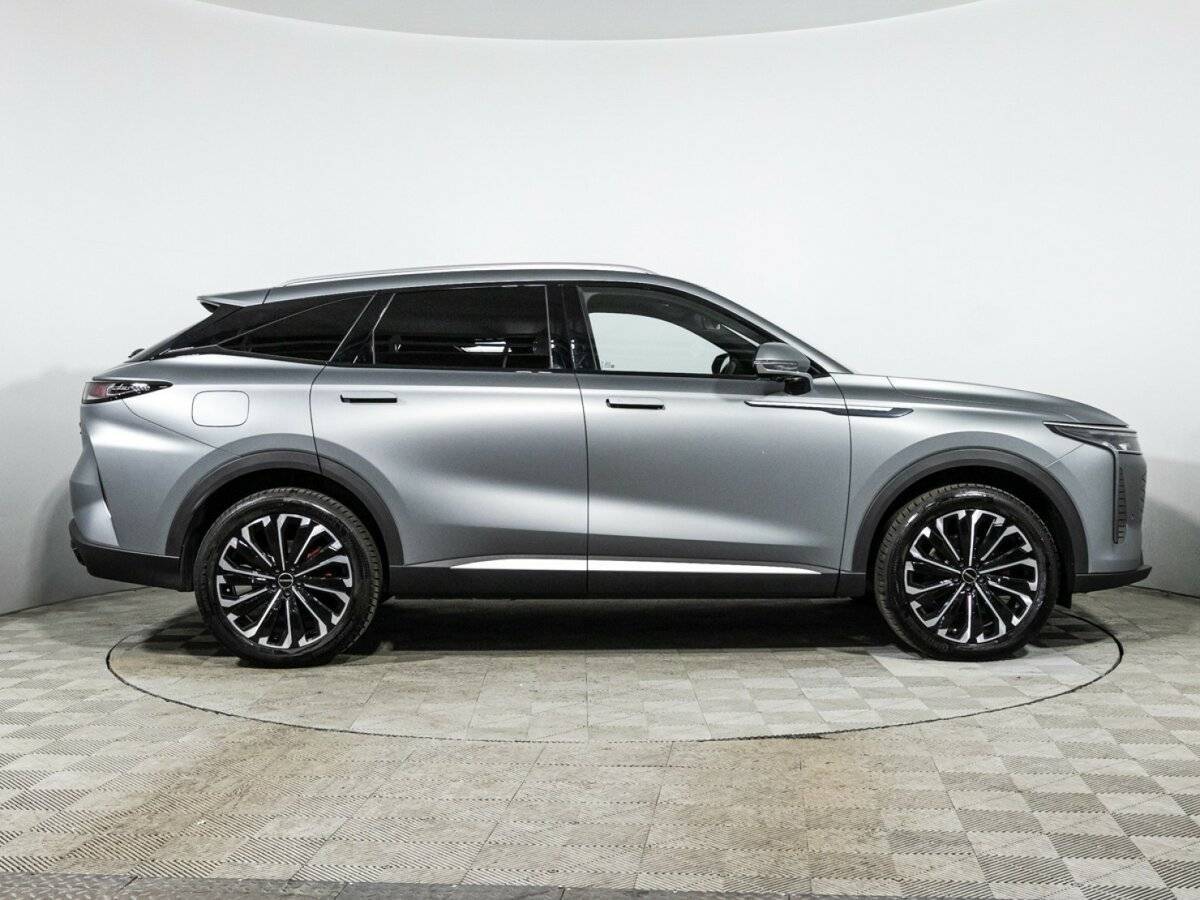 EXEED RX с пробегом — 2023 год. Фото: #3