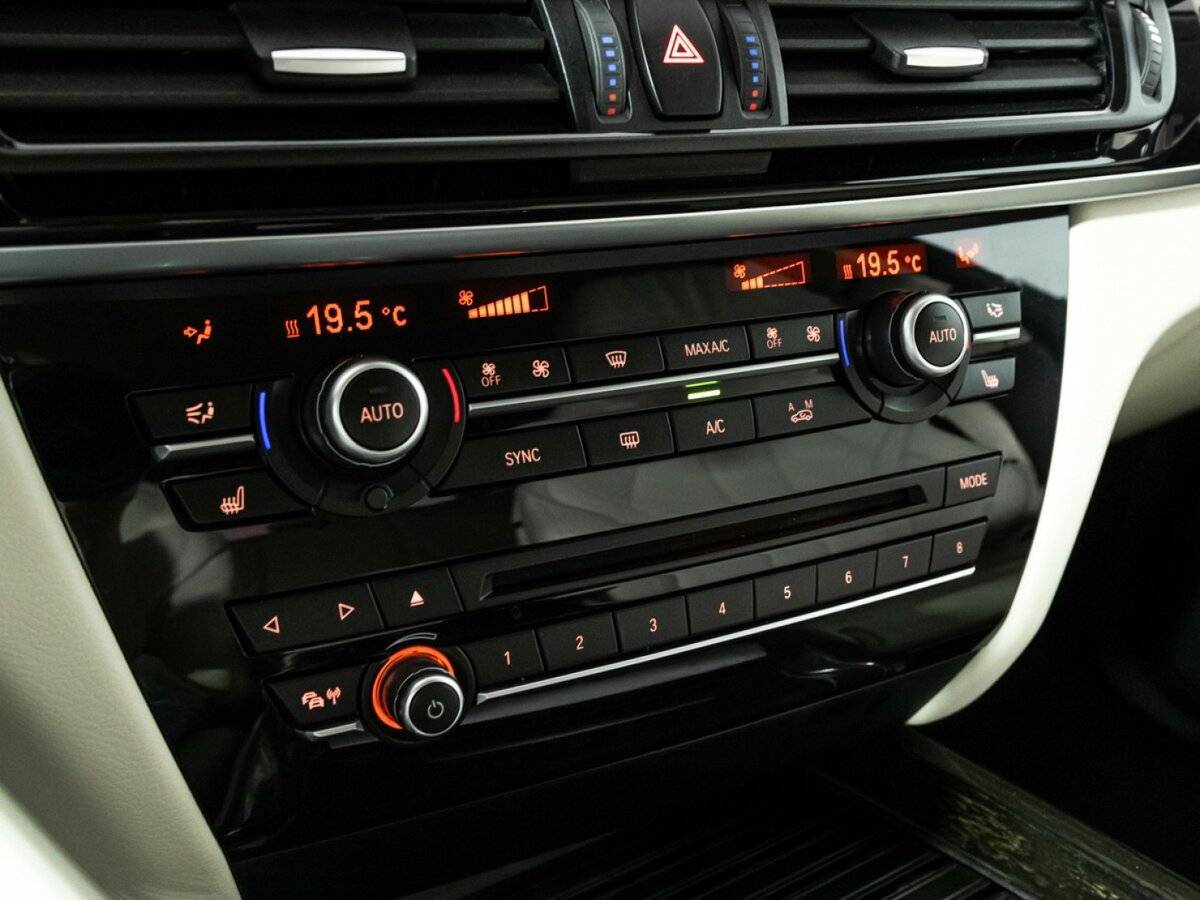 BMW X5 с пробегом — 2016 год. Фото: #12