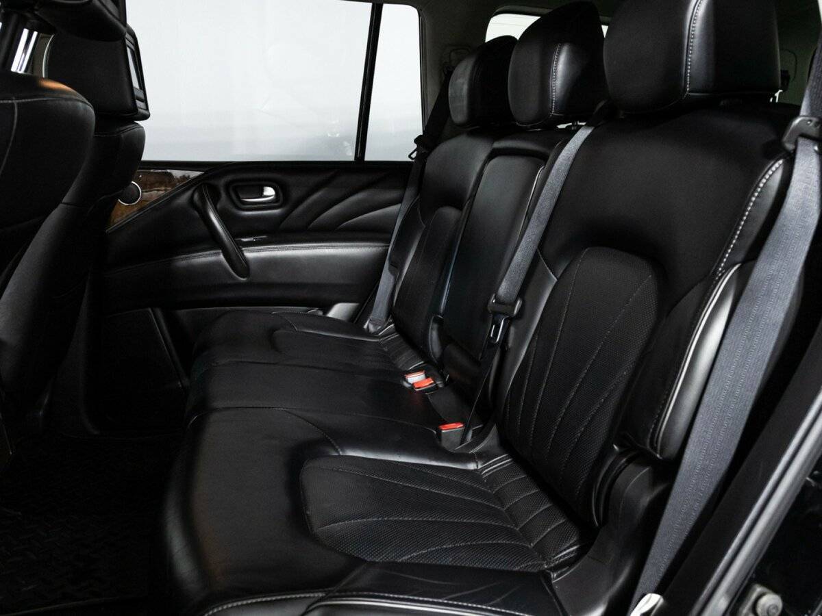 Infiniti QX80 с пробегом — 2017 год. Фото: #7