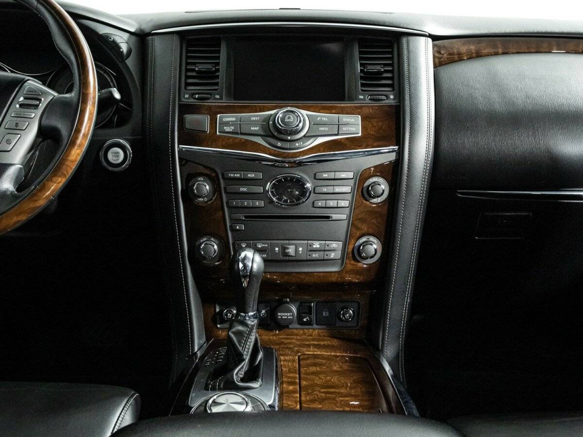 Infiniti QX80 с пробегом — 2017 год. Фото: #11