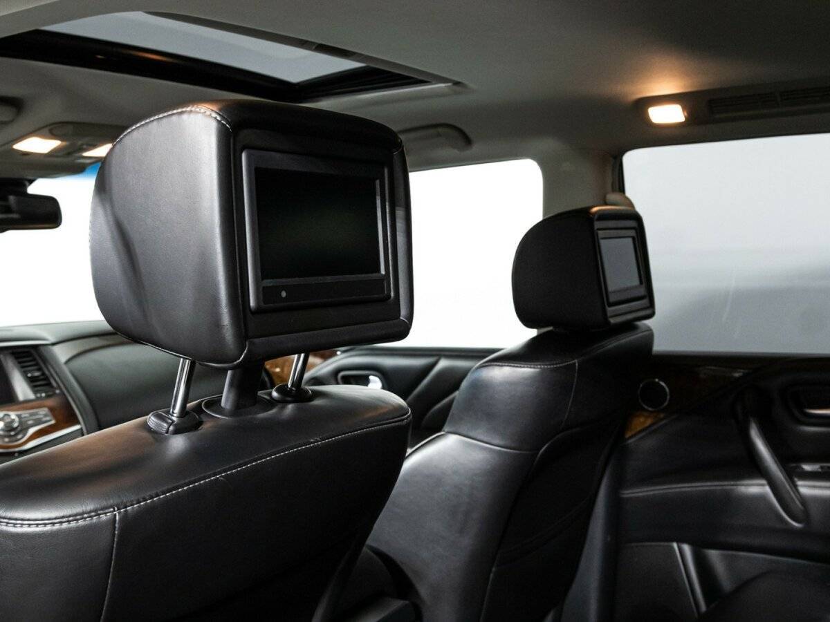 Infiniti QX80 с пробегом — 2017 год. Фото: #16